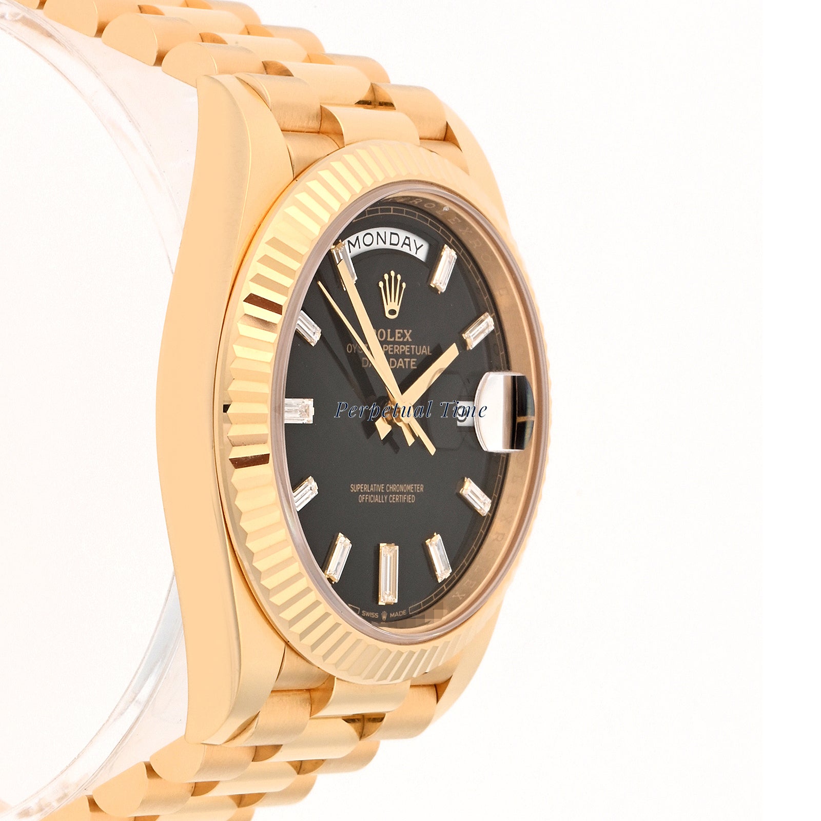Rolex Day-Date 40 Yellow Gold 228238 Black Diamond Dial, Fluted Bezel