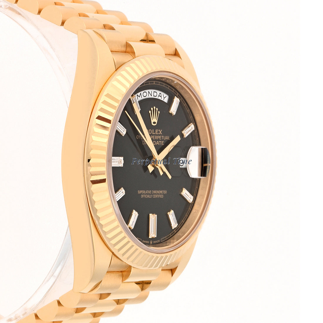 Rolex Day-Date 40 Yellow Gold 228238 Black Diamond Dial, Fluted Bezel