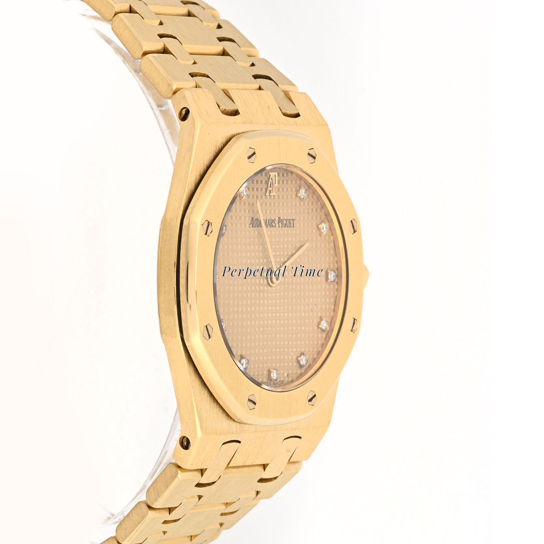 Audemars Piguet Royal Oak 33mm 56303BA 18K Yellow Gold Champagne Diamond Dial