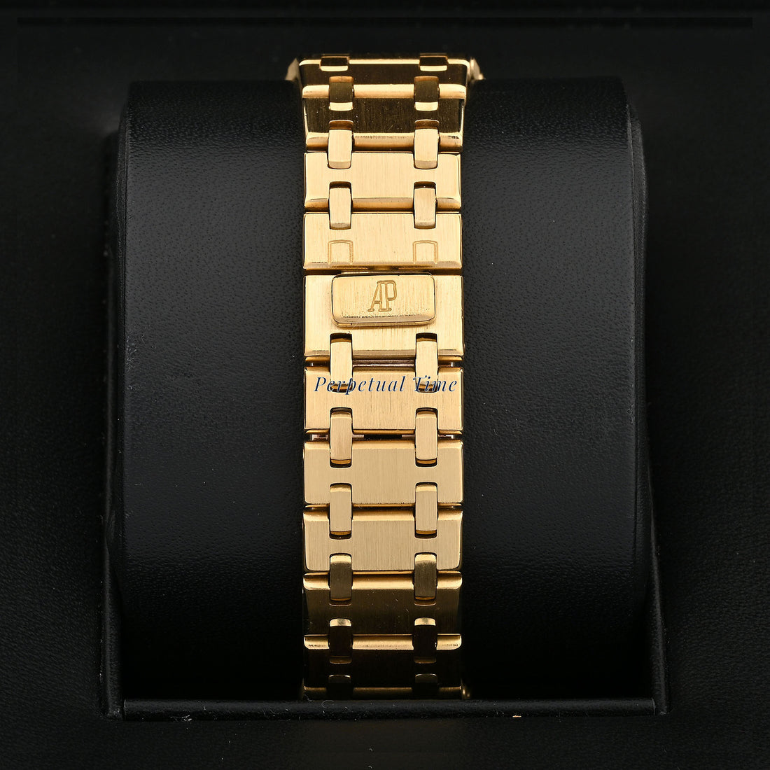 Audemars Piguet Royal Oak 33mm 56303BA 18K Yellow Gold Champagne Diamond Dial