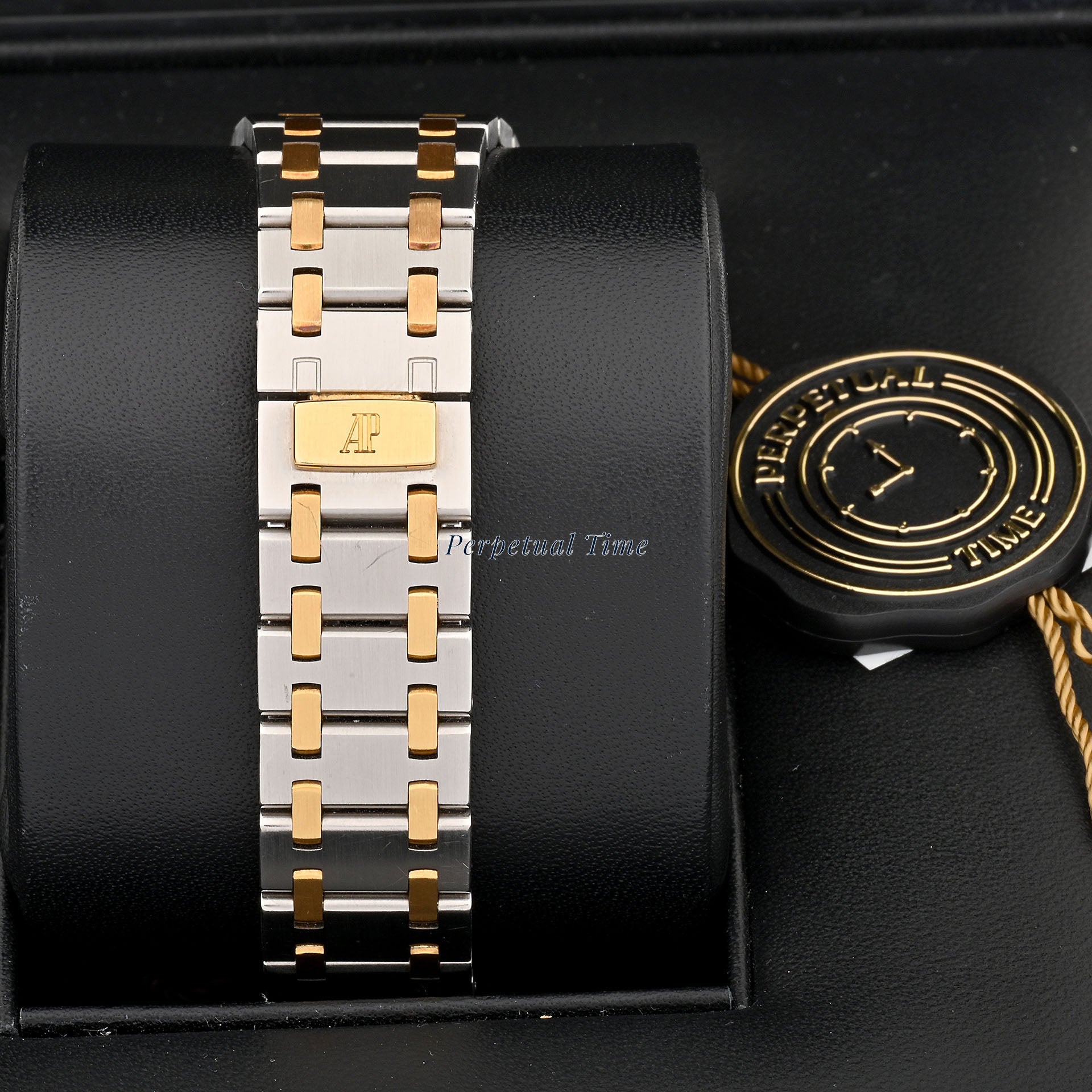 Audemars Piguet Royal Oak 33mm Champagne Dial 15000SA