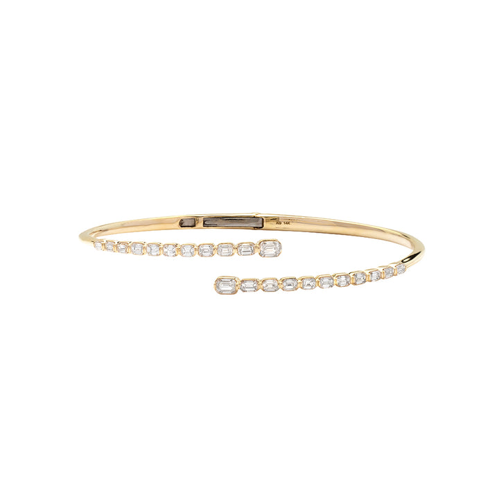 14KY 1.95CTW DIAMOND EMERALD GRADUATING CUFF