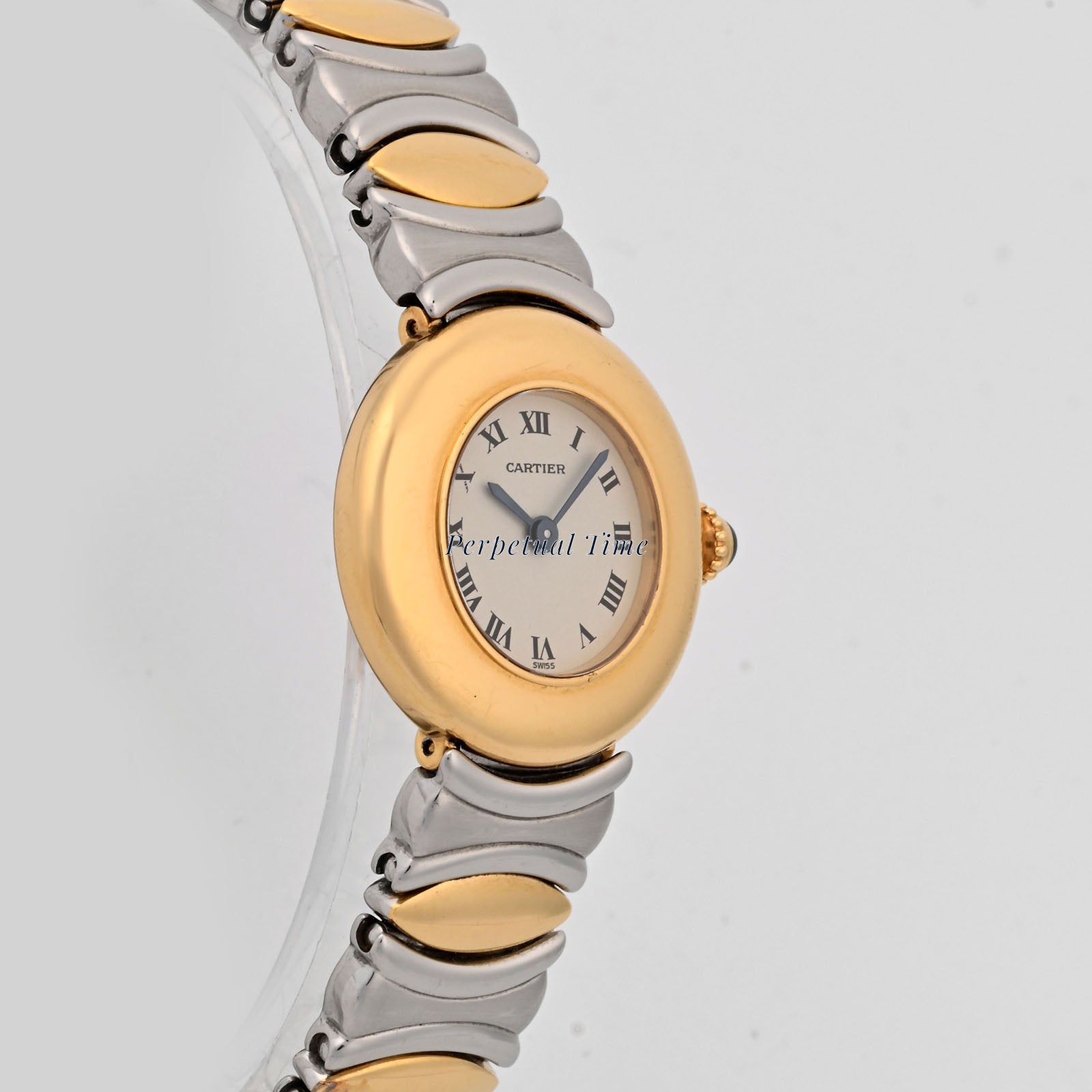 Cartier COUDRÉE COLISÉE White Roman Dial on Bracelet band W40001F2