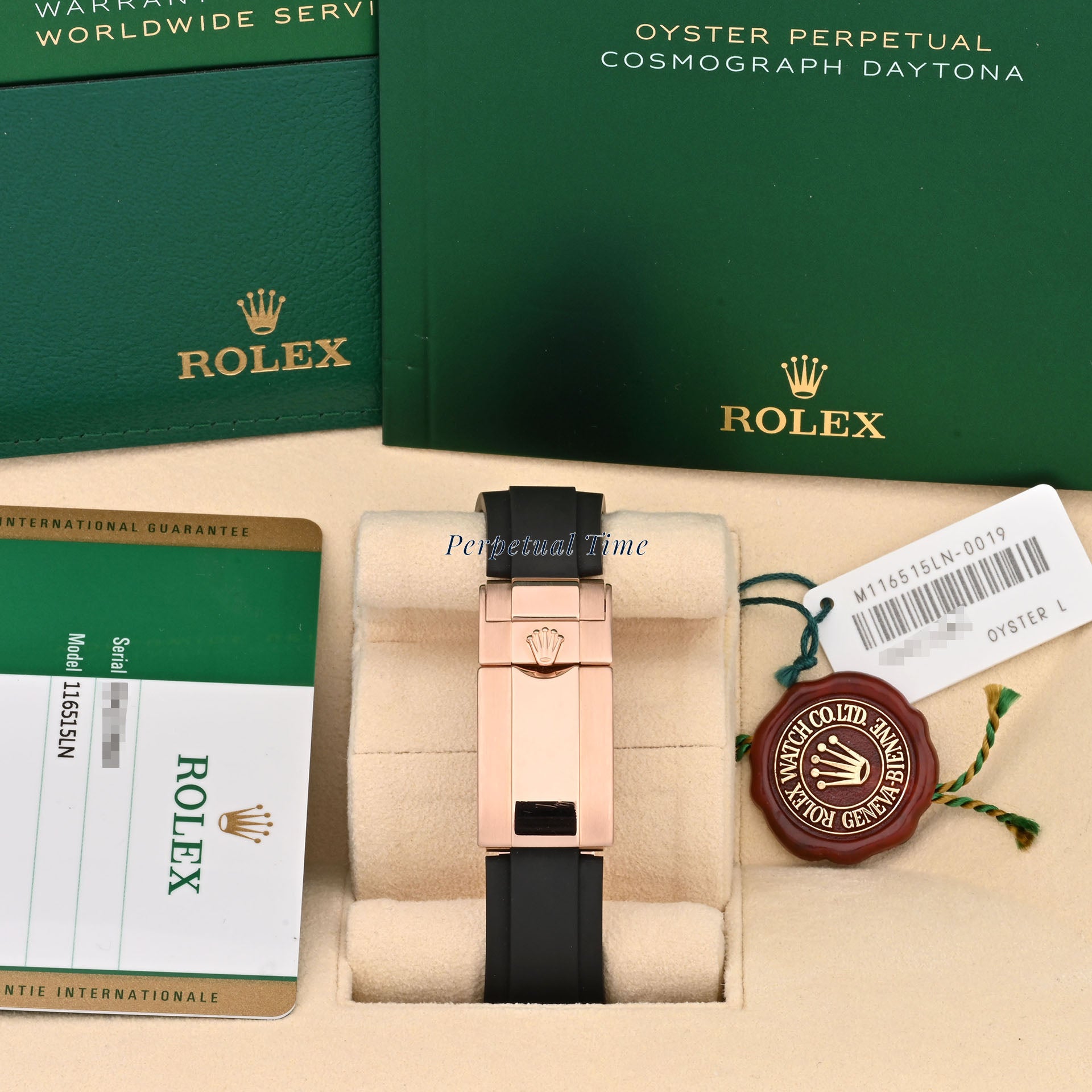 Rolex Daytona Ivory Colored Index Dial on Oysterflex band 116515LN Card 2018