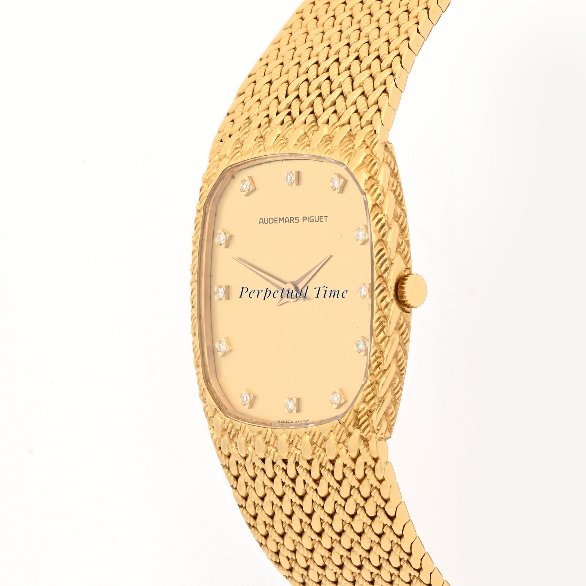 Audemars Piguet Cobra BA56440 32mm 18K Yellow Gold Champagne Dial