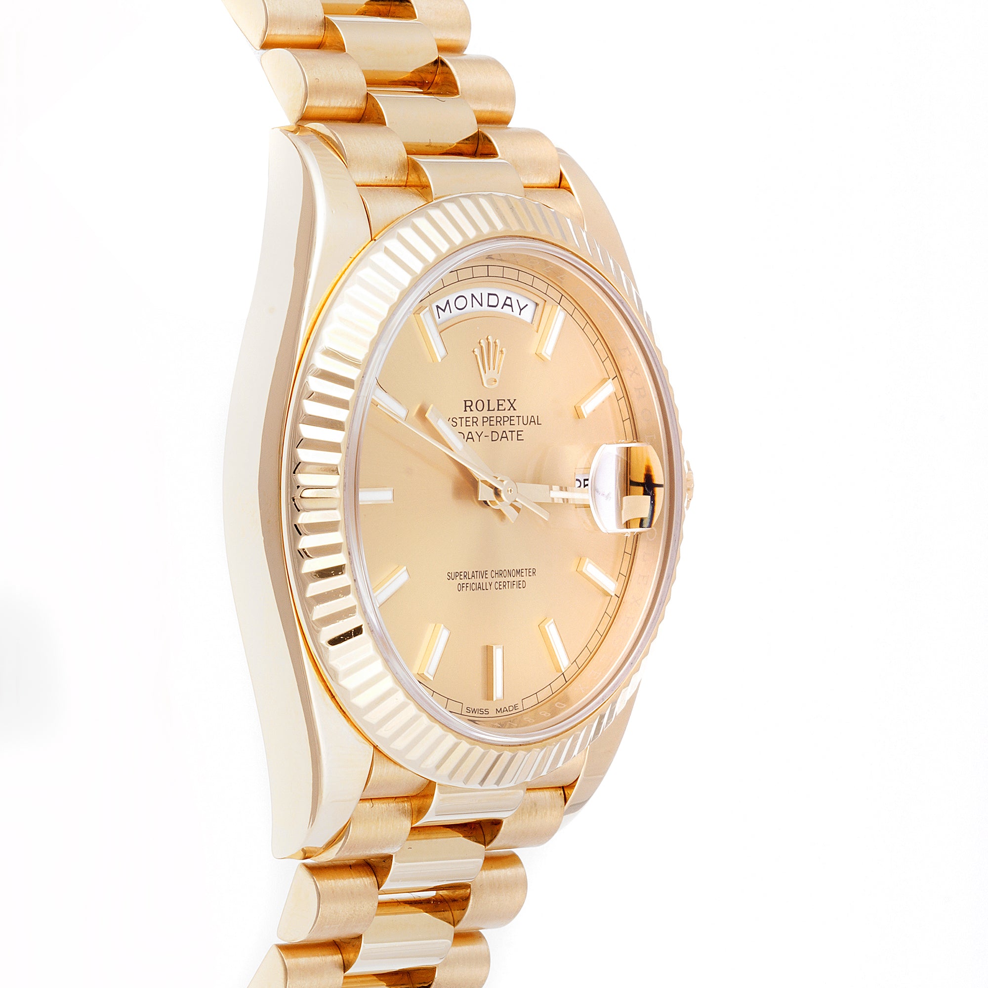 Rolex Day-Date 40 Yellow Gold 228238 Champagne Dial | Index hour markers, Fluted bezel