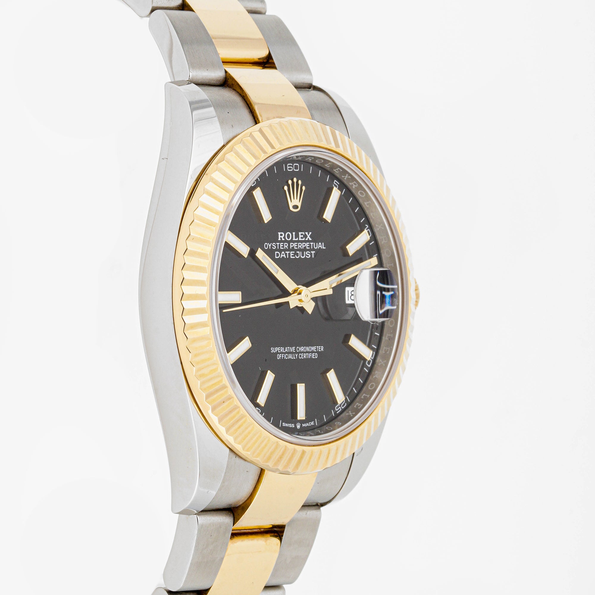 Rolex Datejust  41mm Stainless Steel & Yellow Gold 126333 Black Dial | Index hour markers, Fluted bezel