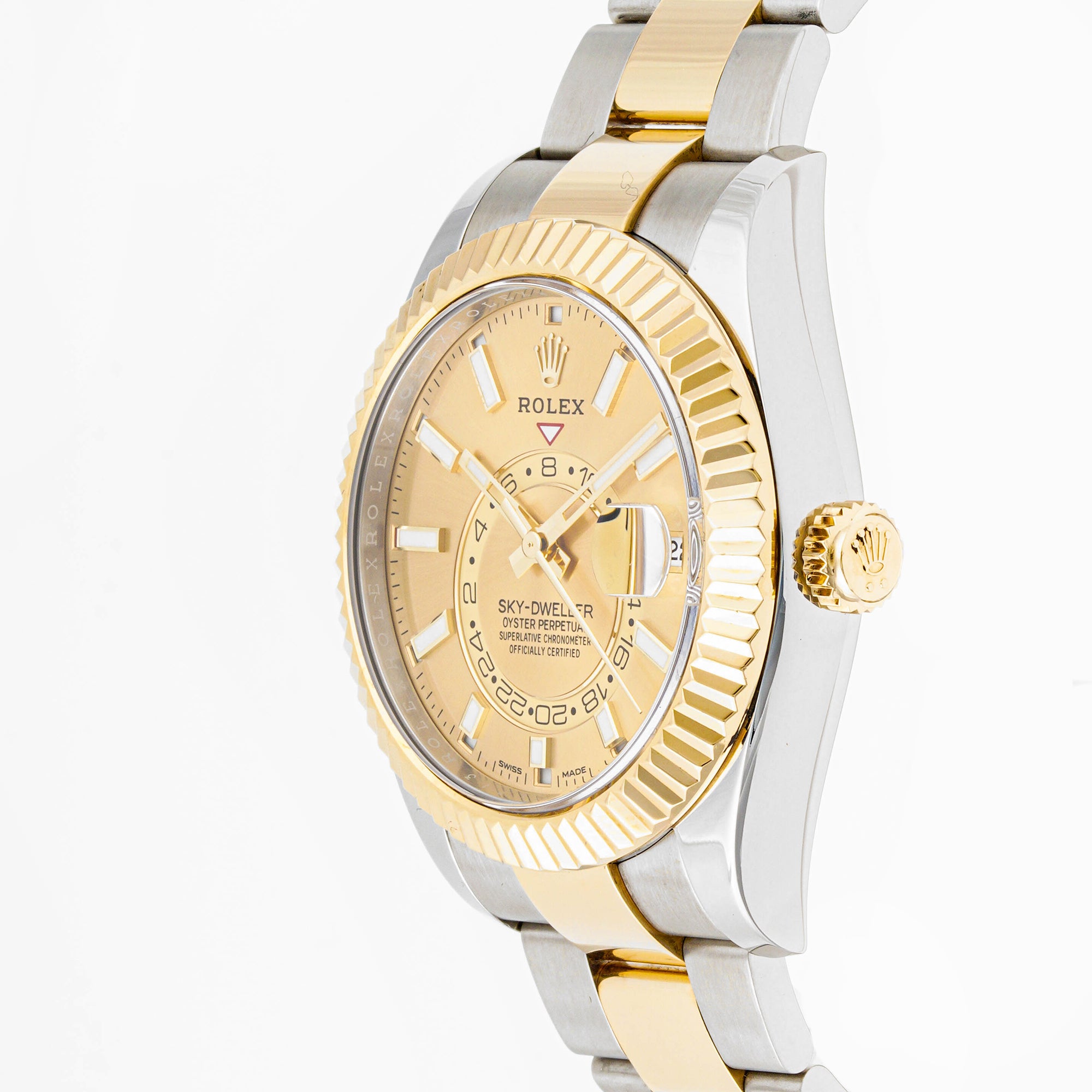 Rolex Sky-Dweller 42mm Stainless Steel & Yellow Gold 326933 Champagne Dial | Index hour markers, Fluted bezel