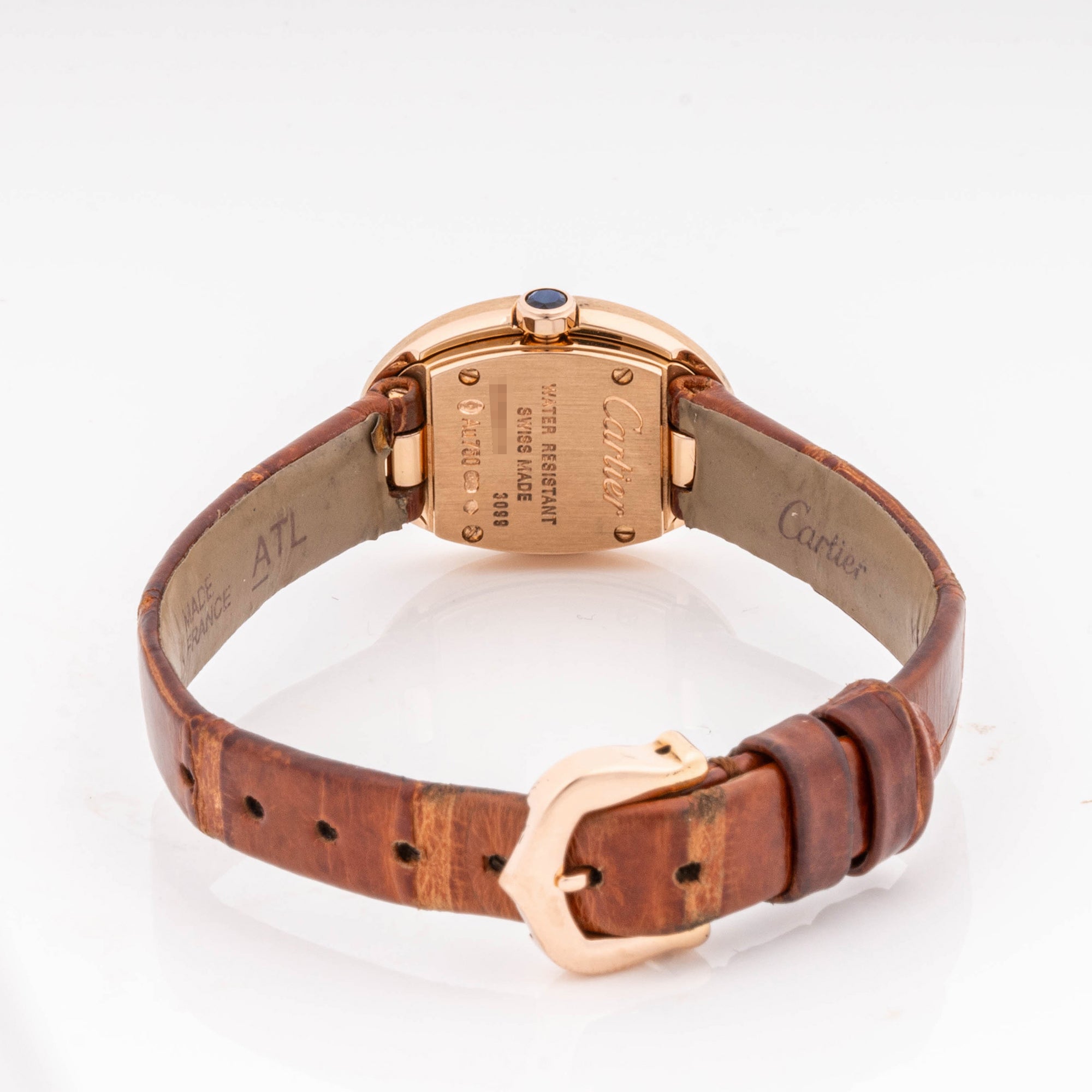 Cartier Baignoire 19 mm x 25 mm Rose Gold 3099 Off-white  Dial | Roman Numerals hour markers, Smooth bezel