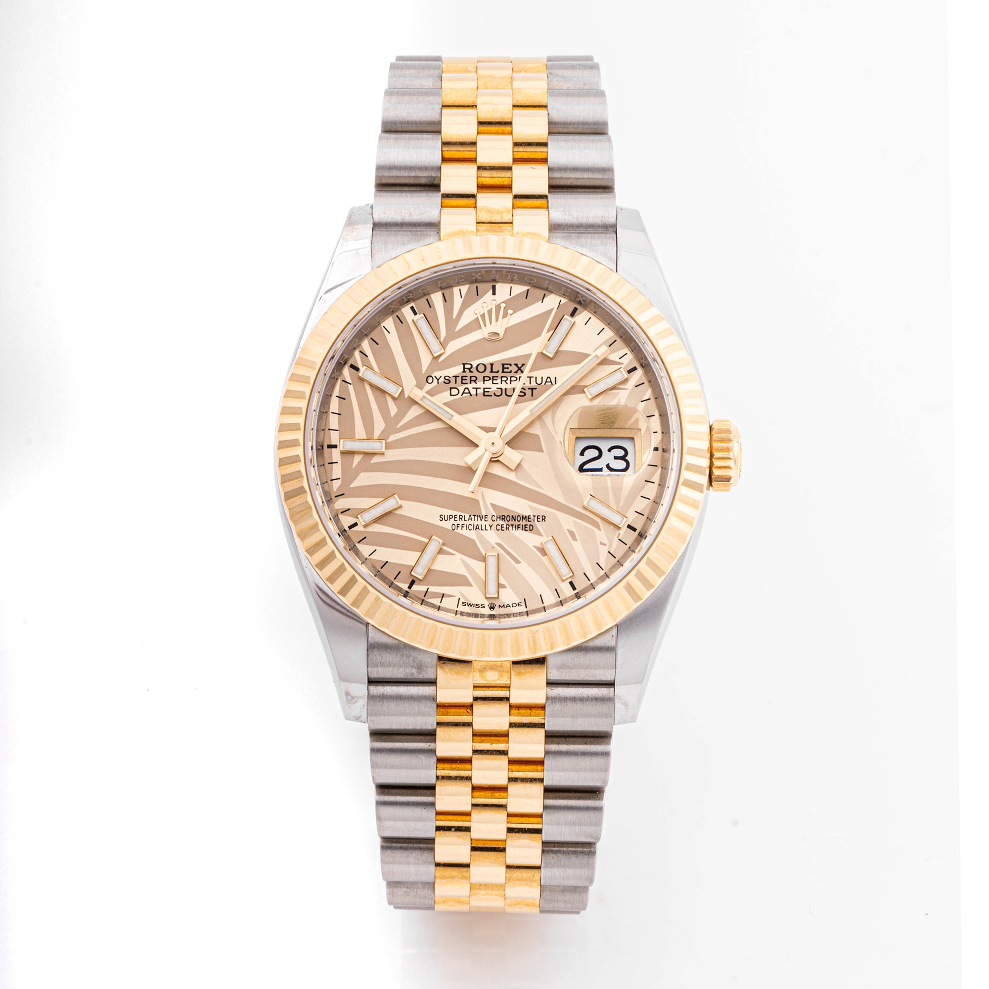 Rolex Datejust 36 mm Yellow Gold & Stainless Steel 126233 Champagne Palm Dial | Stick hour markers, Fluted bezel