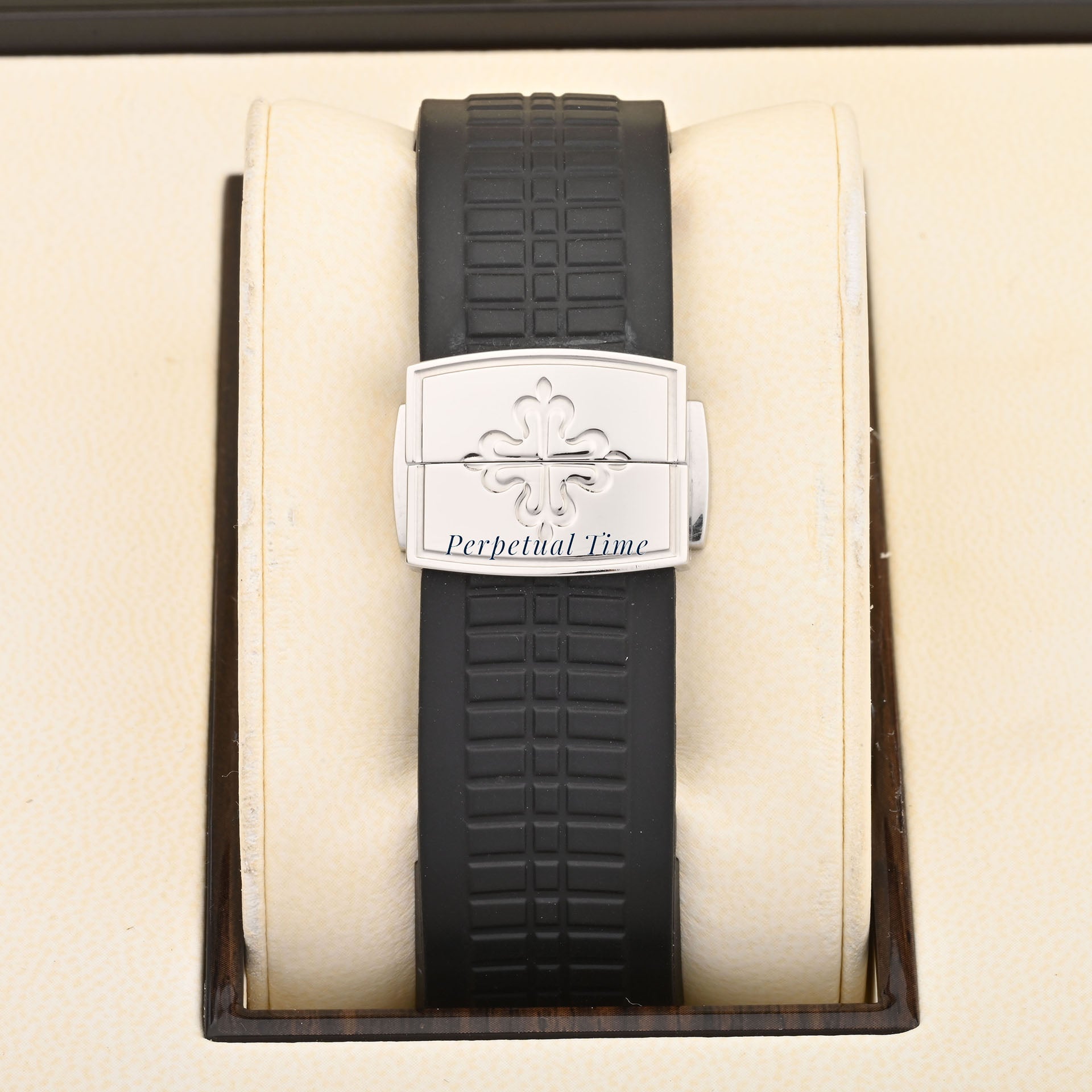 Patek Philippe Aquanaut Selfwinding Charcoal Dial 5167A-001 40mm