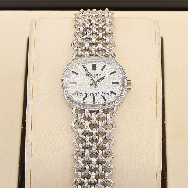 Patek Philippe Golden Ellipse Hammered Dial 4133/1G