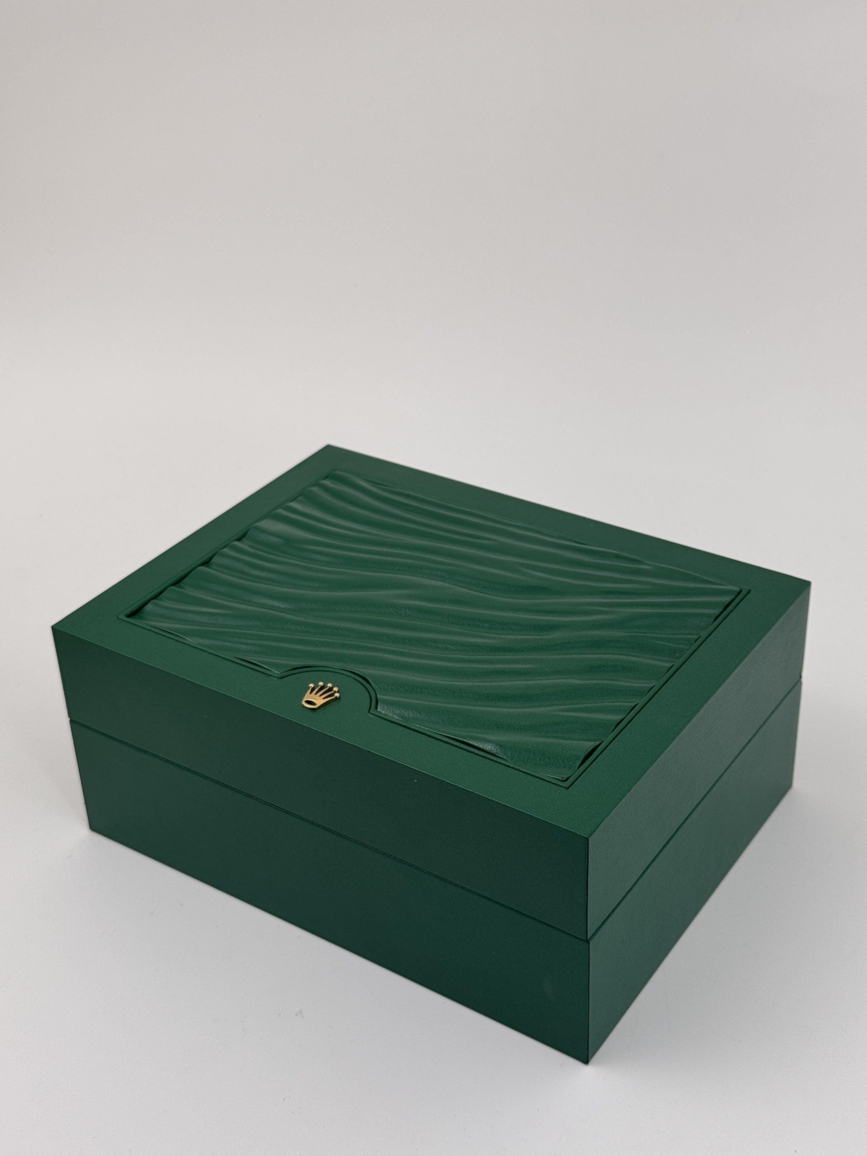 Rolex Submariner 40mm Stainless Steel 116610LV Green Dial | Hulk