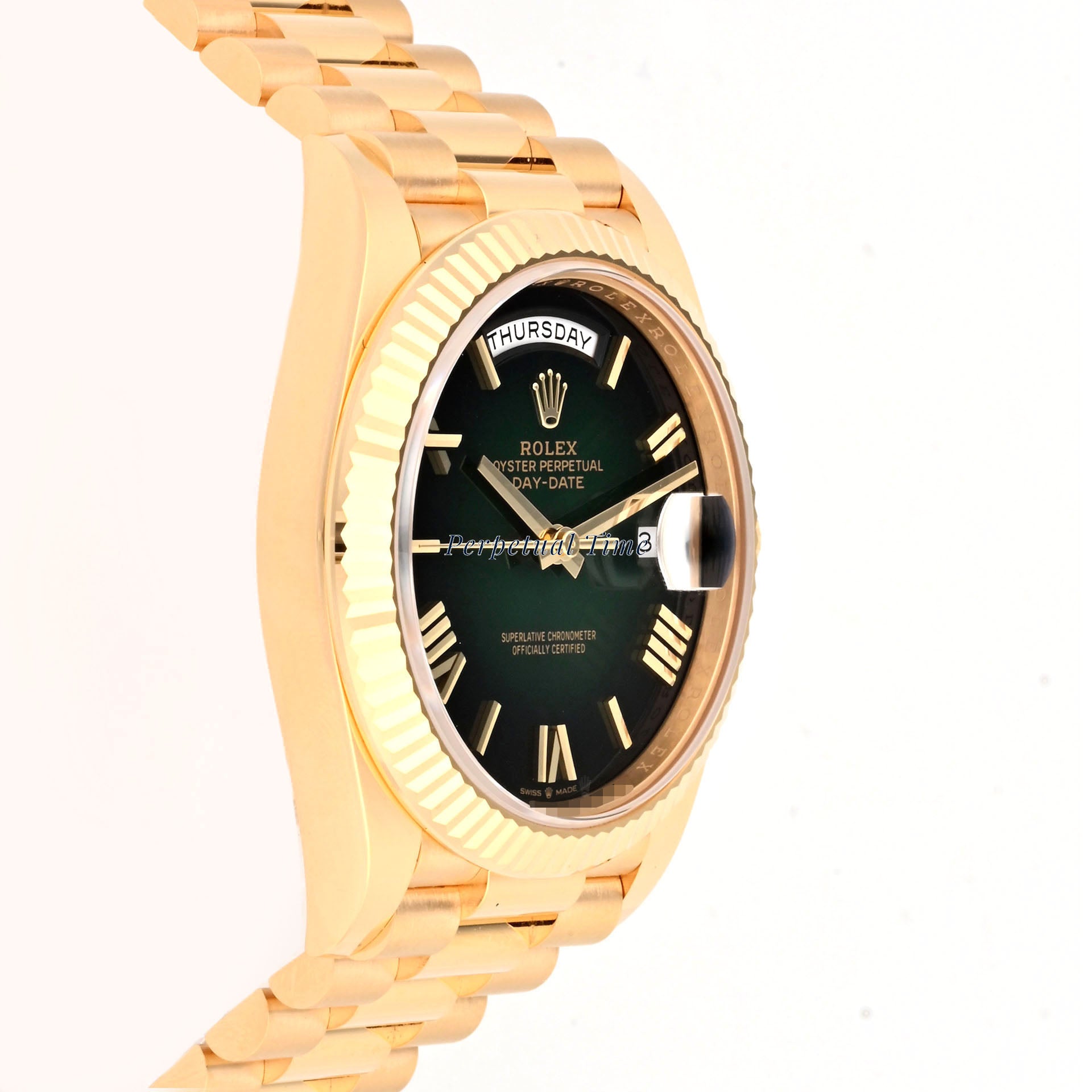 Rolex Day-Date 40mm Green Ombré Roman Dial 228238 Fluted Bezel President Band