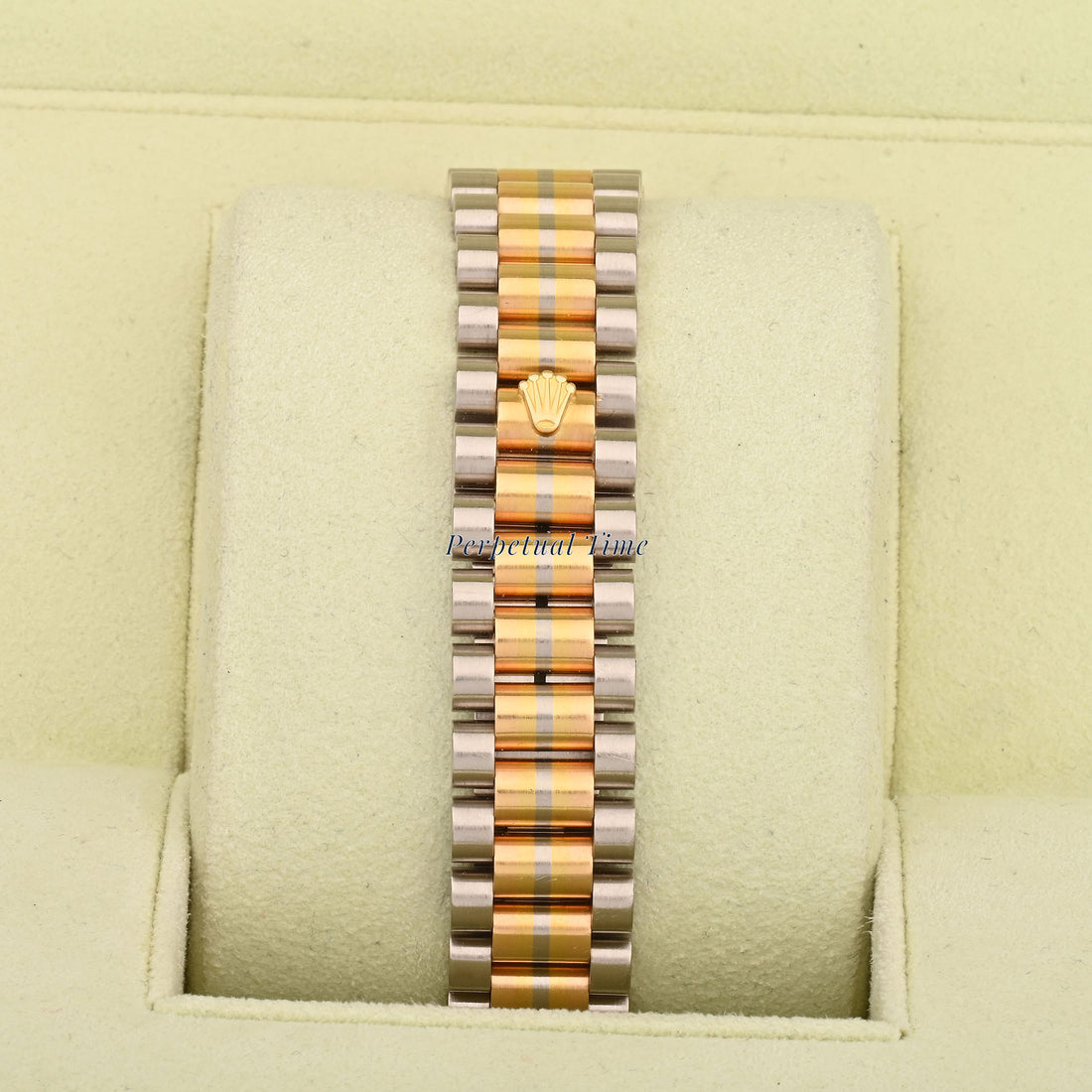 Rolex Datejust 31mm Champagne Stick Dial 68279 Fluted Bezel President