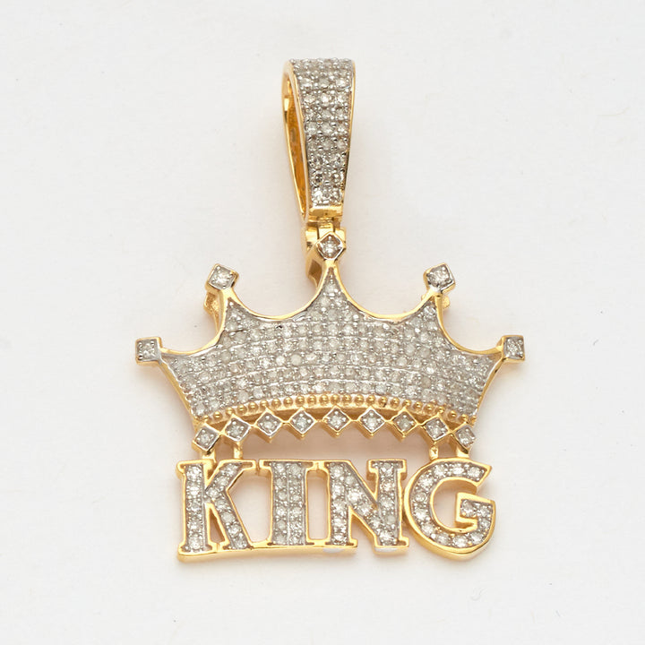 10KY 0.50CTW DIAMOND CROWN PENDANT WITH TEXT