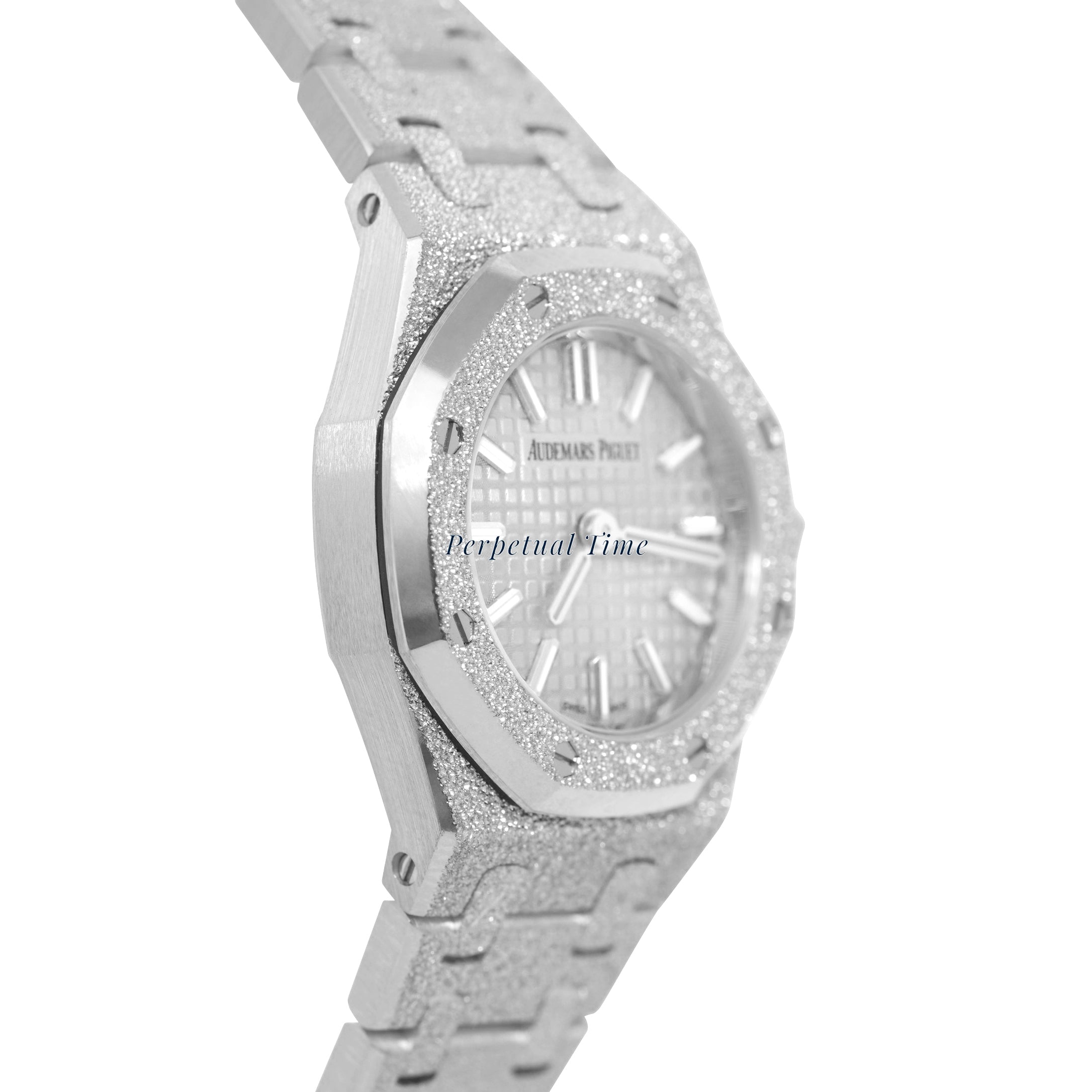 Audemars Piguet Royal Oak Frosted Ladies 67630BA White Gold Silver Stick Dial