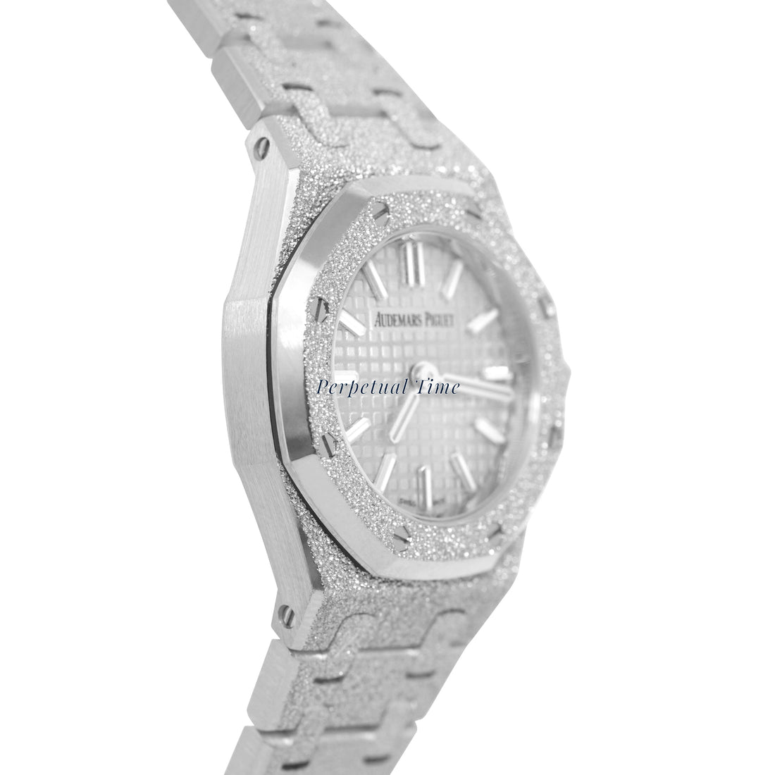 Audemars Piguet Royal Oak Frosted Ladies 67630BA White Gold Silver Stick Dial