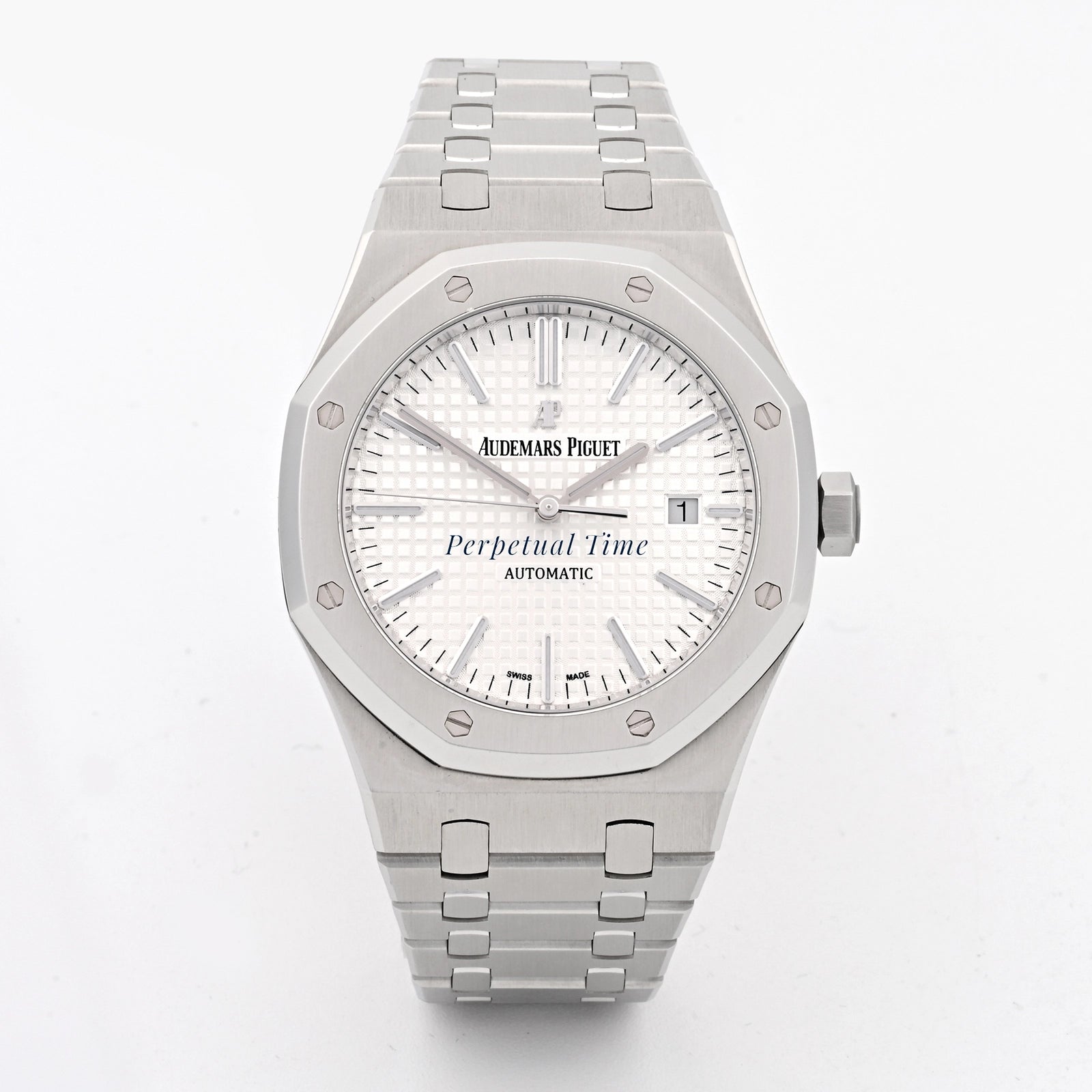 Audemars Piguet Royal Oak Selfwinding White Dial on Bracelet 15400ST.OO.1220ST.02 Card 2017