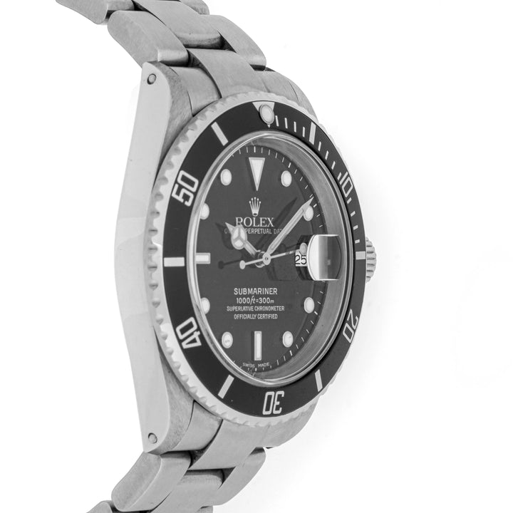 Rolex Submariner Black Dial on Oyster 16610
