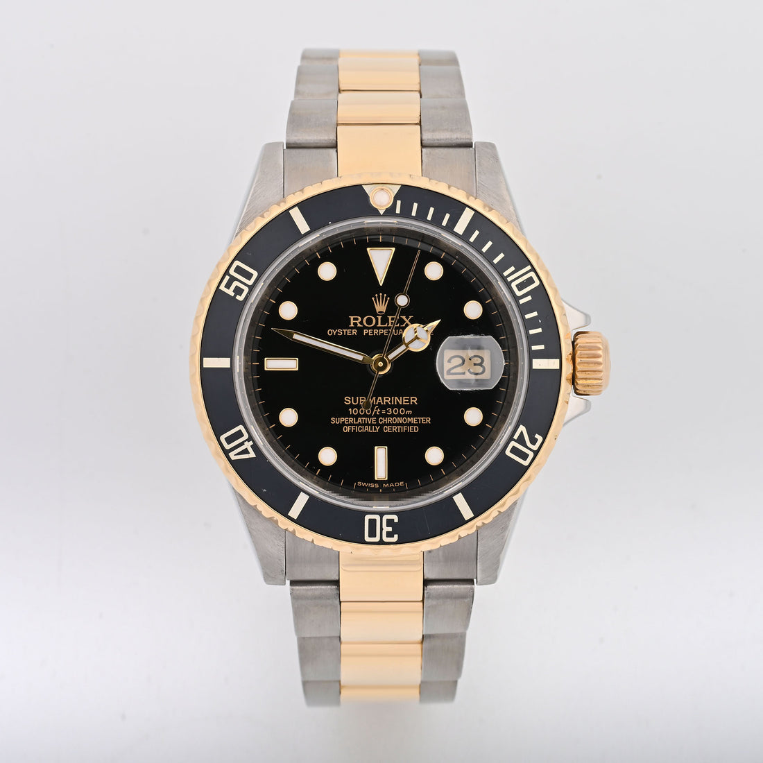 Rolex Submariner 40mm Stainless Steel And Yellow Gold Black Dial on Oyster band 16613 Card 2008